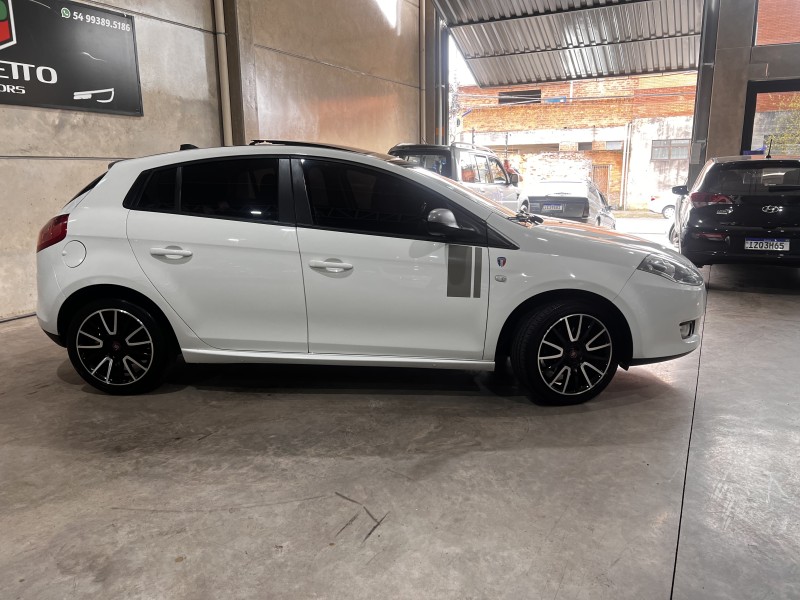 BRAVO 1.8 SPORTING 16V FLEX 4P MANUAL - 2013 - CAXIAS DO SUL