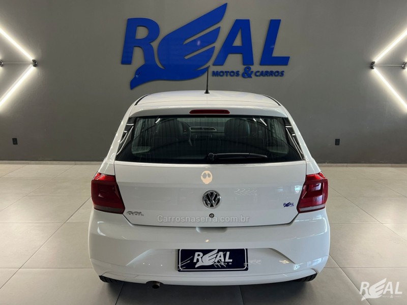 GOL 1.0 12V MPI TOTALFLEX 4P MANUAL - 2022 - SAPIRANGA