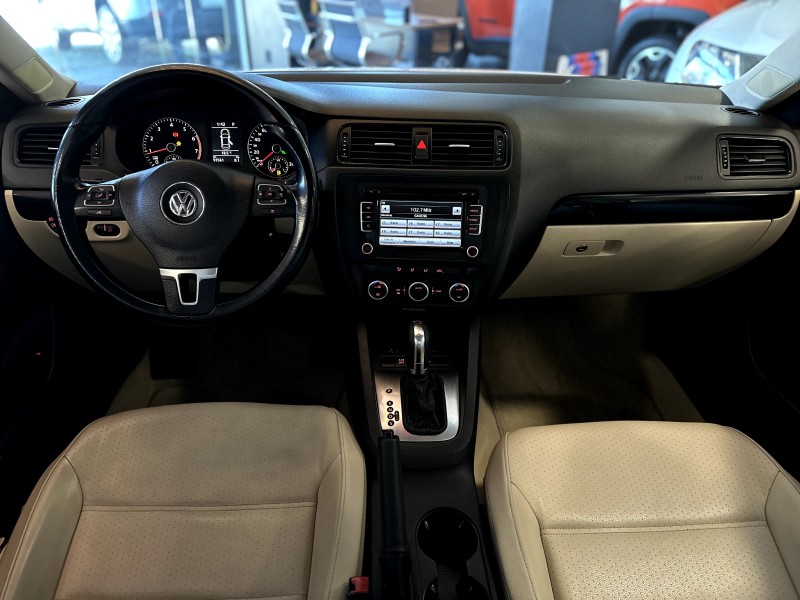 JETTA 2.0 COMFORTLINE FLEX 4P TIPTRONIC - 2014 - CAXIAS DO SUL