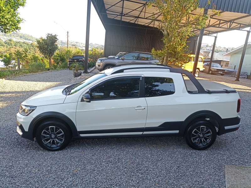 SAVEIRO 1.6 CROSS CD 16V FLEX 2P MANUAL - 2022 - BENTO GONçALVES