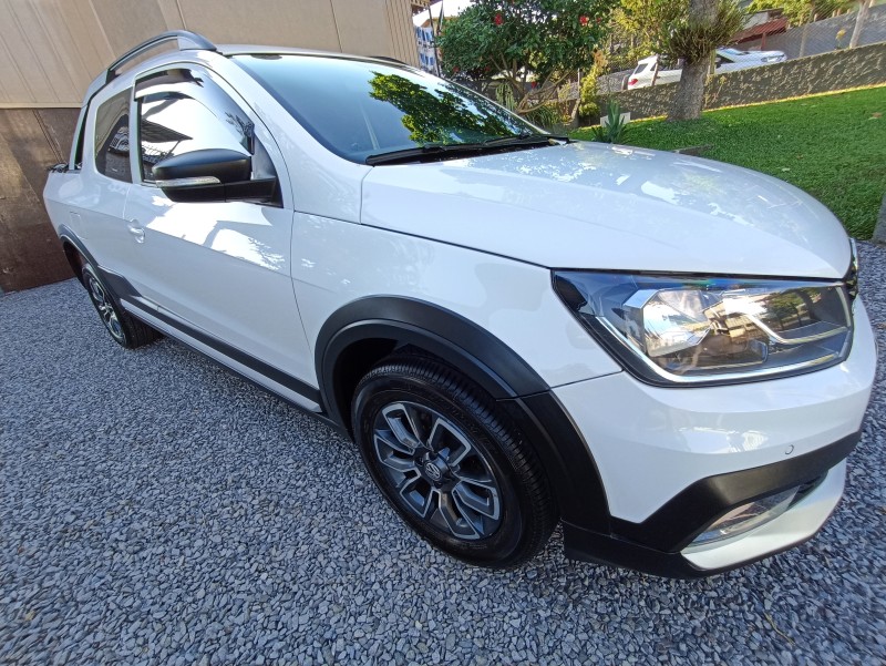 SAVEIRO 1.6 CROSS CD 16V FLEX 2P MANUAL - 2022 - BENTO GONçALVES
