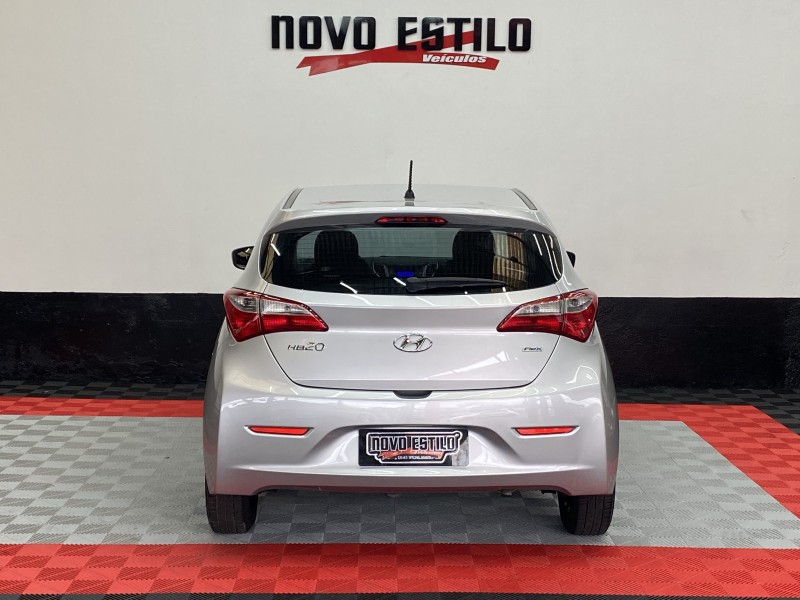 HB20 1.0 COMFORT 12V FLEX 4P MANUAL - 2015 - CAXIAS DO SUL