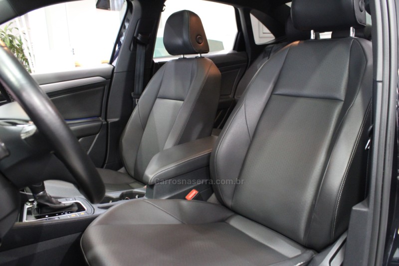 JETTA 1.4 R-LINE 250 16V TSI FLEX 4P AUTOMÁTICO - 2019 - CAXIAS DO SUL