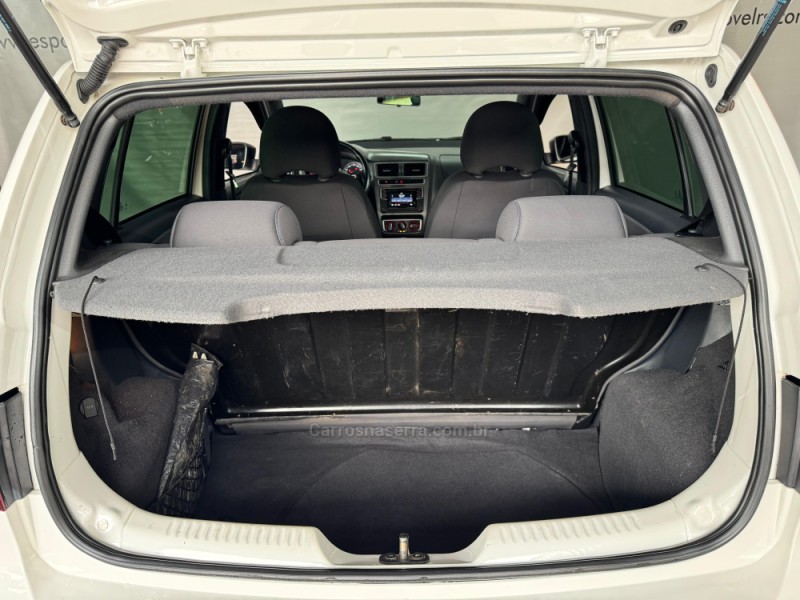 FOX 1.0 MPI TRACK 12V FLEX 4P MANUAL - 2017 - NOVA PRATA
