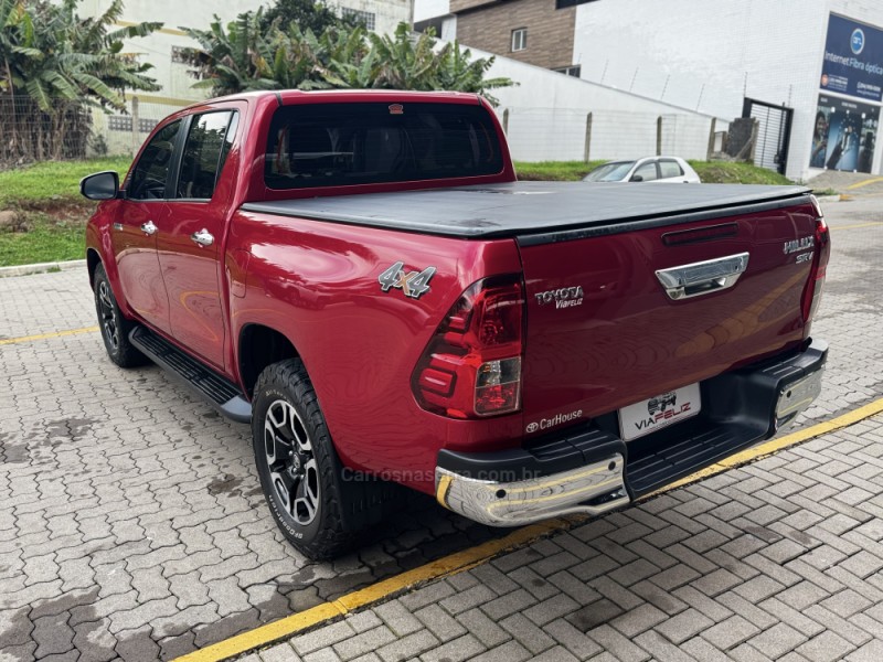 HILUX 2.8 SRV 4X4 CD 16V DIESEL 4P AUTOMÁTICO - 2022 - FELIZ