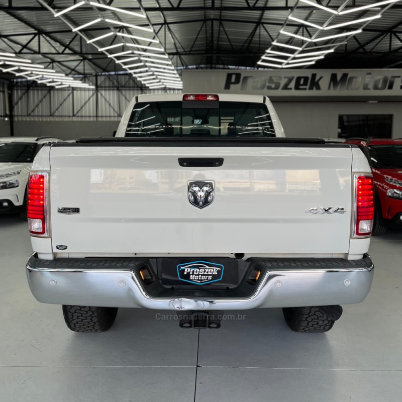 2500 LARAMIE 6.7 CD 4X4 TDI DIESEL 4P AUTOMÁTICA - 2018 - CANOAS