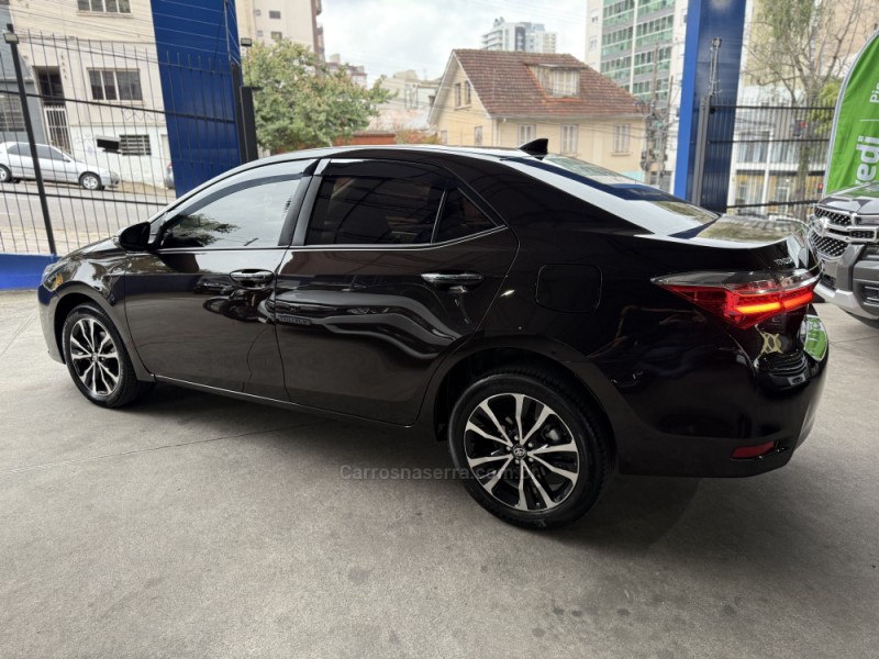 COROLLA 2.0 XEI 16V FLEX 4P AUTOMÁTICO - 2018 - CAXIAS DO SUL