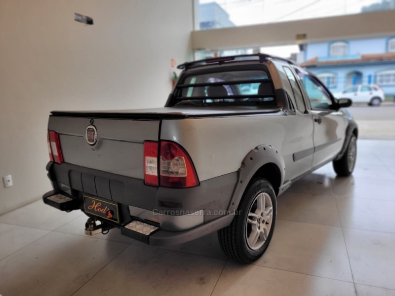 STRADA 1.4 MPI TREKKING CE 8V FLEX 2P MANUAL - 2011 - CANELA