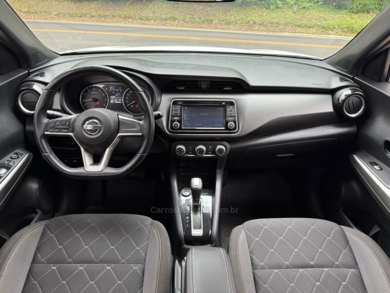 KICKS 1.6 16V FLEX SV 4P XTRONIC - 2018 - DOIS IRMãOS