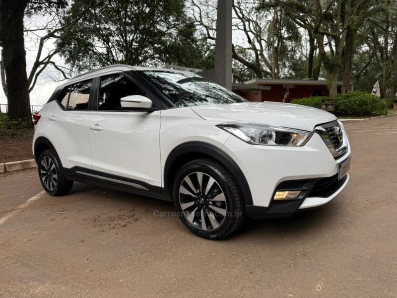 KICKS 1.6 16V FLEX SV 4P XTRONIC - 2018 - DOIS IRMãOS