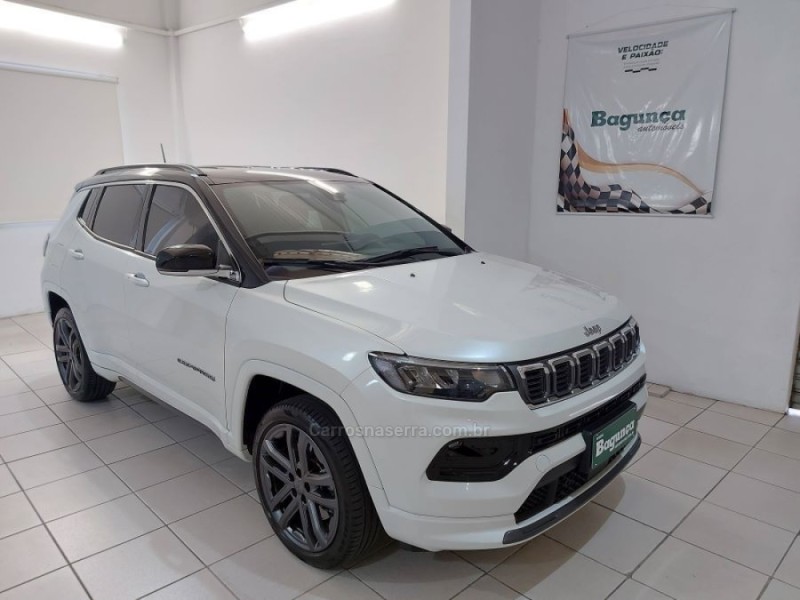 COMPASS 2.0 OVERLAND HURRICANE 4X4 TURBO GASOLINA 4P AUTOMÁTICO
