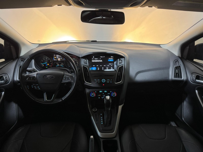 FOCUS 2.0 SE PLUS 16V FLEX 4P AUTOMÁTICO - 2017 - CAXIAS DO SUL