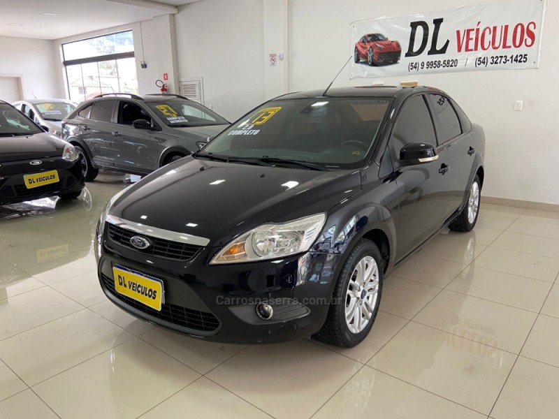FOCUS 2.0 GLX SEDAN 16V FLEX 4P MANUAL