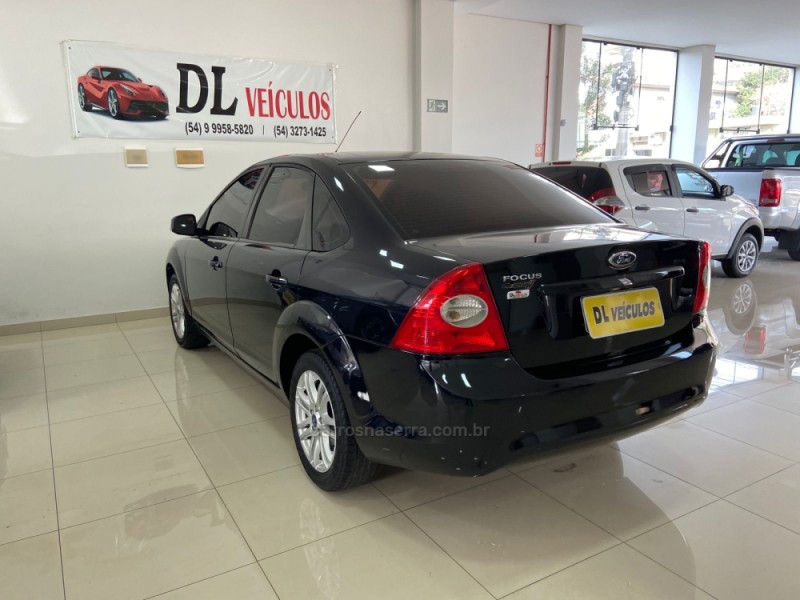 FOCUS 2.0 GLX SEDAN 16V FLEX 4P MANUAL - 2013 - NOVA BASSANO