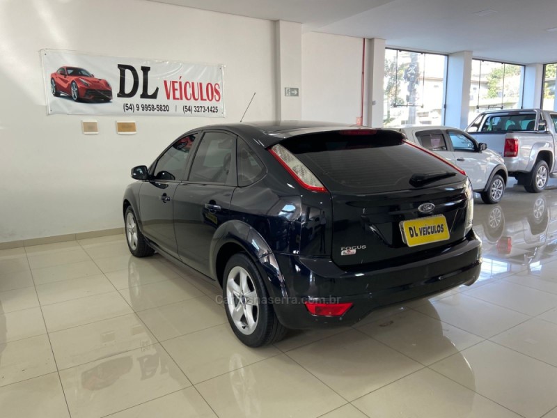 FOCUS 2.0 GLX 16V FLEX 4P AUTOMÁTICO - 2013 - NOVA BASSANO