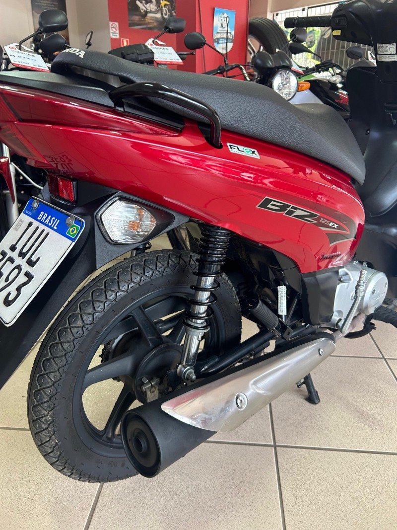 BIZ 125 EX - 2013 - VERANóPOLIS