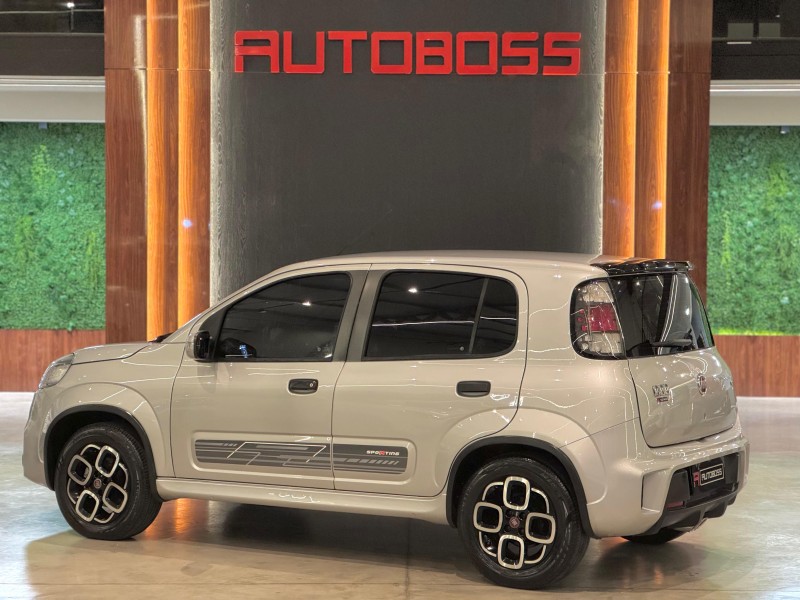 UNO 1.4 EVO SPORTING 8V FLEX 4P MANUAL - 2015 - NOVO HAMBURGO