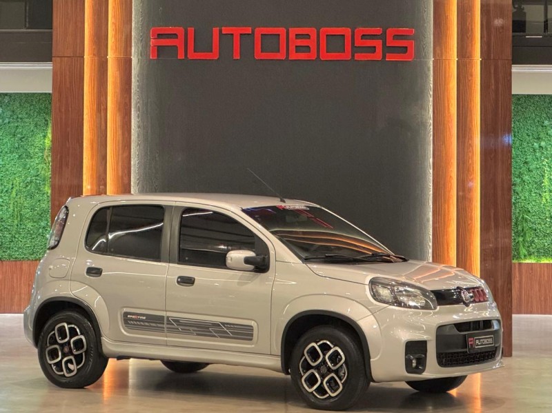 UNO 1.4 EVO SPORTING 8V FLEX 4P MANUAL - 2015 - NOVO HAMBURGO