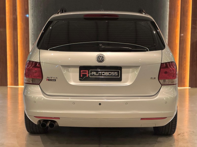 JETTA 2.5 I VARIANT 20V 170CV GASOLINA 4P TIPTRONIC - 2011 - NOVO HAMBURGO