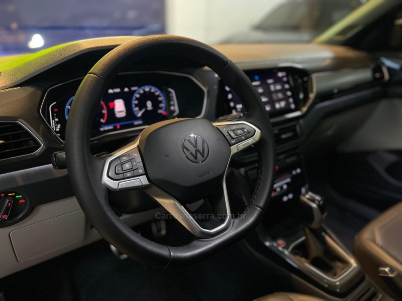 T-CROSS 1.4 HIGHLINE TSI 16V FLEX 4P AUTOMÁTICO - 2024 - SãO LEOPOLDO
