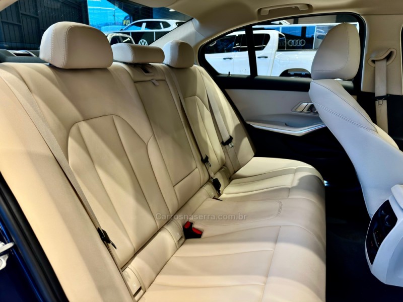 330I 2.0 SPORT 16V TURBO GASOLINA 4P AUTOMÁTICO - 2020 - CAXIAS DO SUL