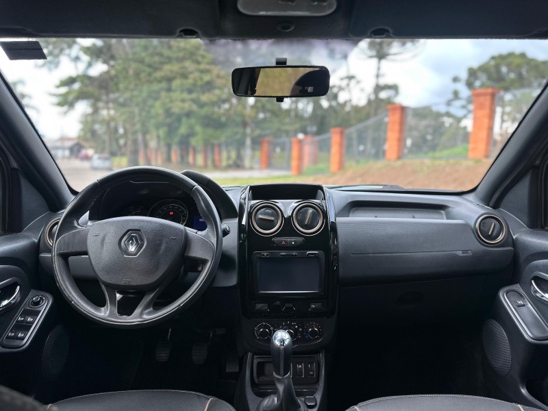 DUSTER 1.6 DYNAMIQUE 4X2 16V FLEX 4P MANUAL - 2017 - CAXIAS DO SUL