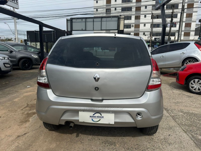 SANDERO 1.6 EXPRESSION 8V FLEX 4P MANUAL - 2014 - GRAVATAí