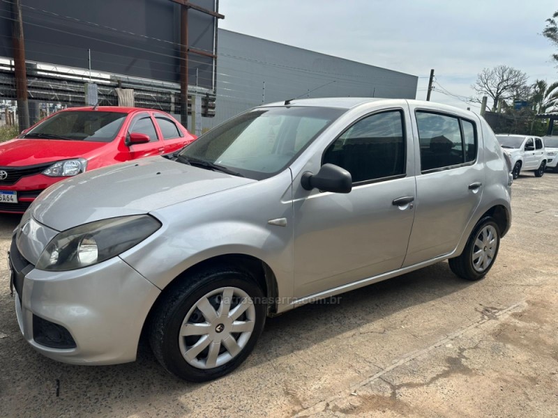 SANDERO 1.6 EXPRESSION 8V FLEX 4P MANUAL - 2014 - GRAVATAí