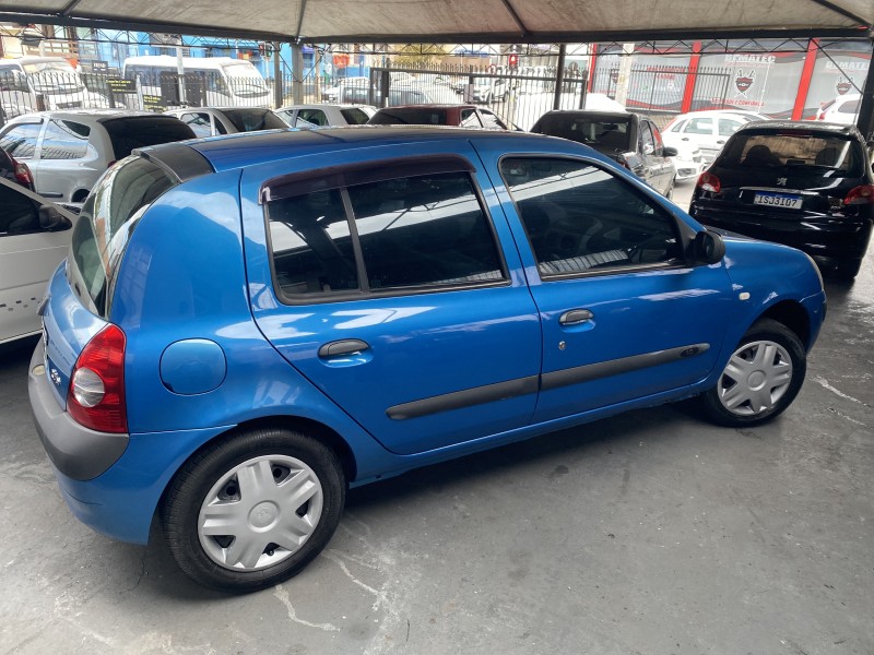 CLIO 1.0 AUTHENTIQUE 8V GASOLINA 4P MANUAL - 2004 - CAXIAS DO SUL