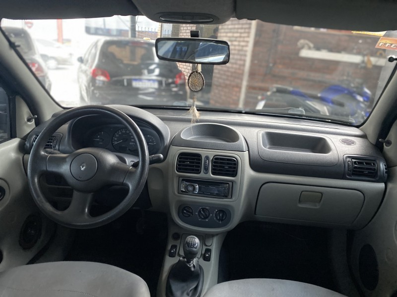 CLIO 1.0 AUTHENTIQUE 8V GASOLINA 4P MANUAL - 2004 - CAXIAS DO SUL