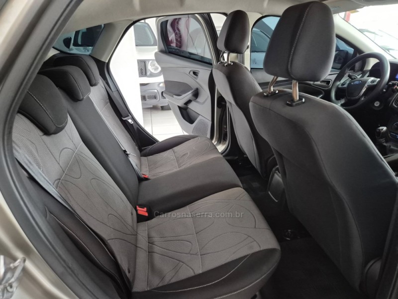 FOCUS 1.6 SE 8V FLEX 4P MANUAL - 2015 - NãO-ME-TOQUE