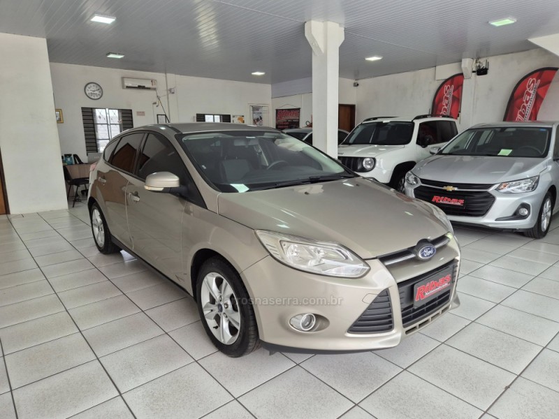 FOCUS 1.6 SE 8V FLEX 4P MANUAL - 2015 - NãO-ME-TOQUE