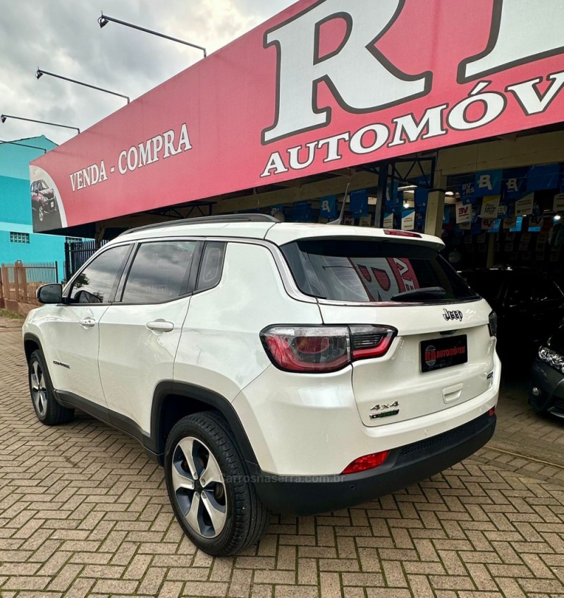 COMPASS 2.0 16V DIESEL LONGITUDE 4X4 AUTOMÁTICO - 2018 - PAROBé