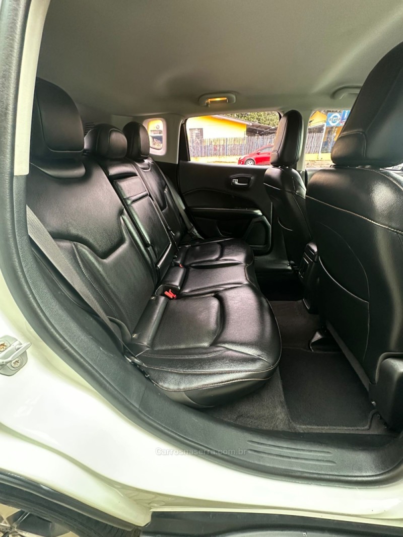 COMPASS 2.0 16V DIESEL LONGITUDE 4X4 AUTOMÁTICO - 2018 - PAROBé