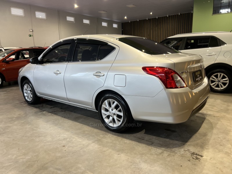 VERSA 1.6 16V FLEX SV 4P MANUAL - 2018 - CAXIAS DO SUL