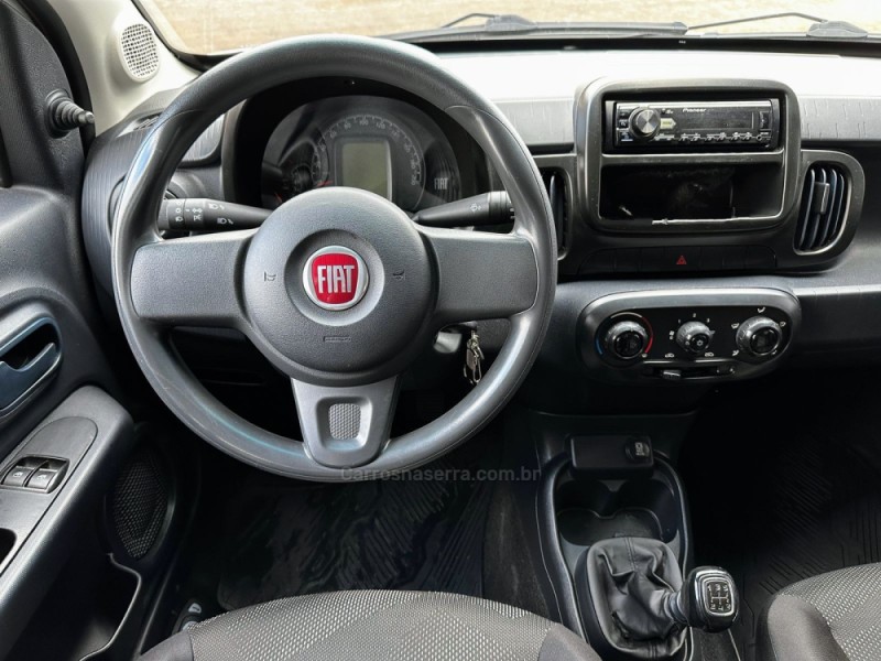 MOBI 1.0 8V EVO FLEX LIKE. MANUAL - 2018 - TRêS COROAS