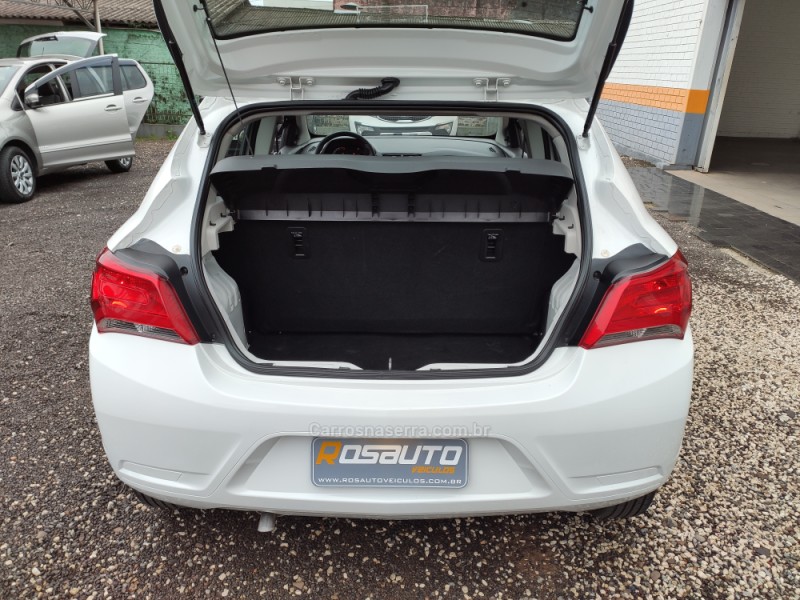 ONIX 1.0 JOY BLACK 8V FLEX 4P MANUAL - 2021 - VENâNCIO AIRES