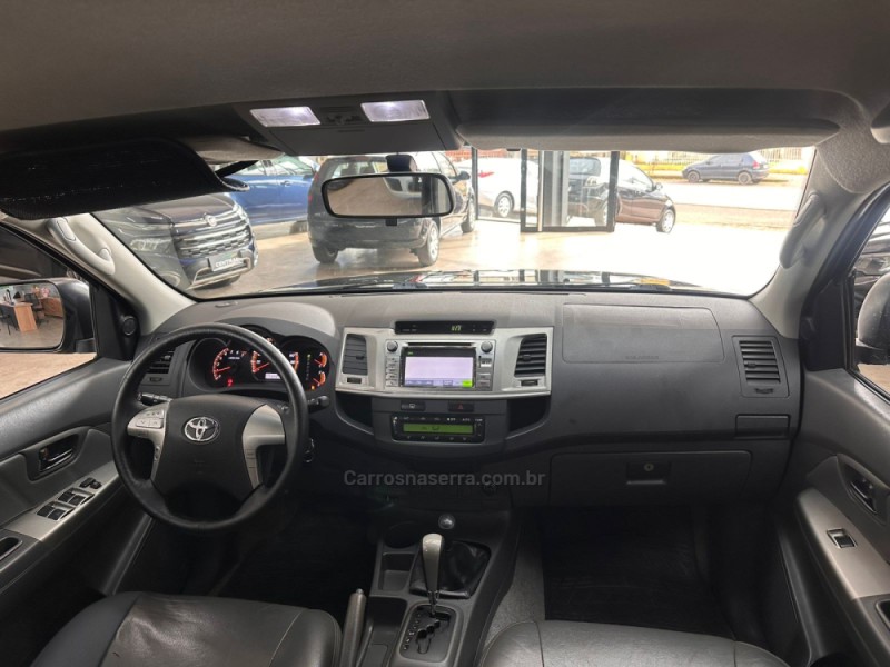 HILUX 2.7 SRV 4X4 CD 16V FLEX 4P AUTOMÁTICO - 2013 - VACARIA