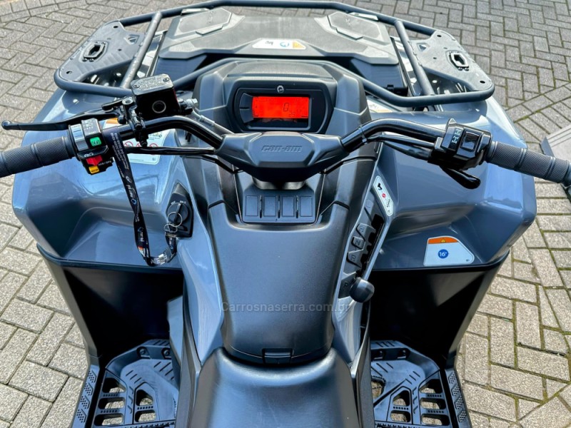 OUTLANDER 570 - 2024 - TRêS COROAS