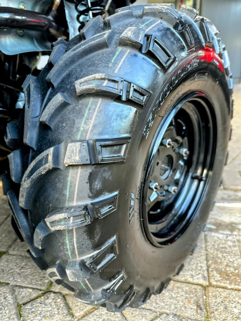 OUTLANDER 570 - 2024 - TRêS COROAS