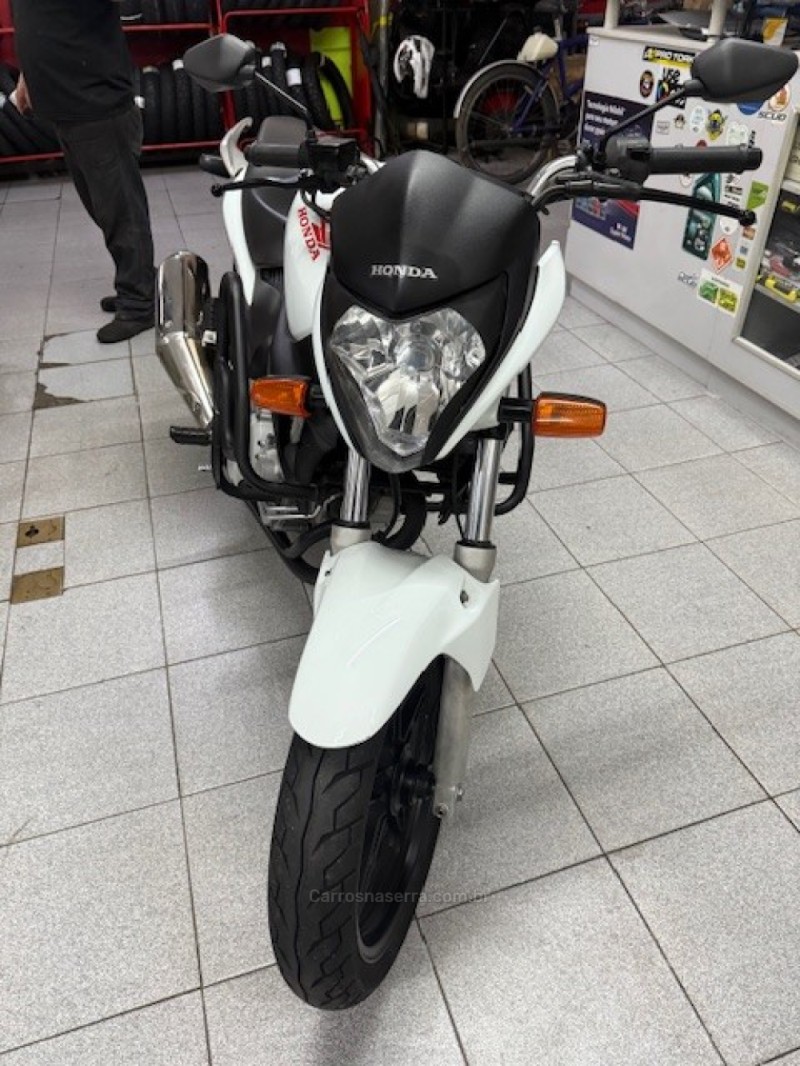 CB 300R  - 2012 - GARIBALDI