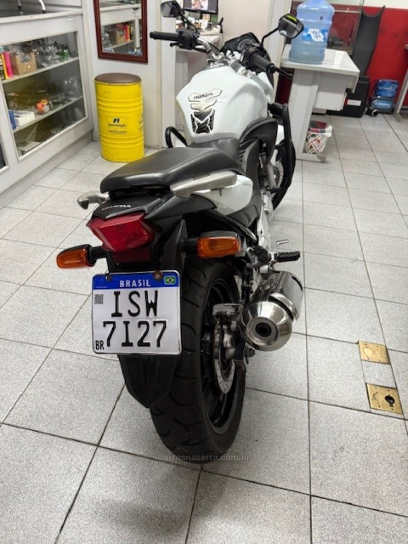 CB 300R  - 2012 - GARIBALDI