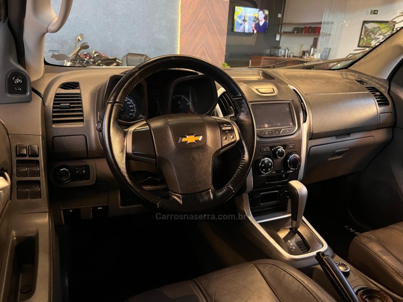 S10 2.8 LT 4X4 CD 16V TURBO DIESEL 4P MANUAL - 2014 - CAMPO BOM