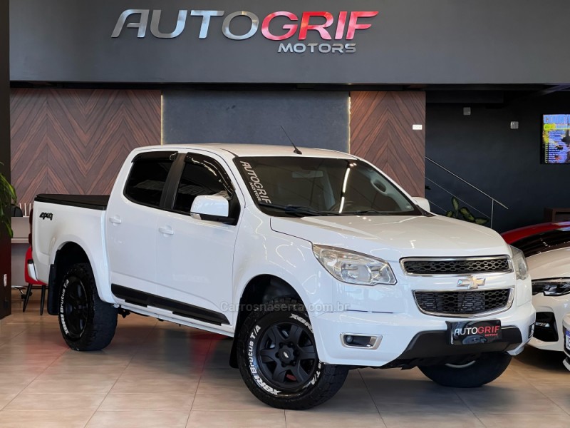 s10 2.8 lt 4x4 cd 16v turbo diesel 4p manual 2014 campo bom