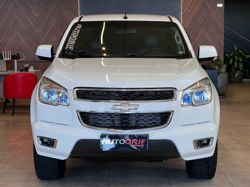 S10 2.8 LT 4X4 CD 16V TURBO DIESEL 4P MANUAL - 2014 - CAMPO BOM