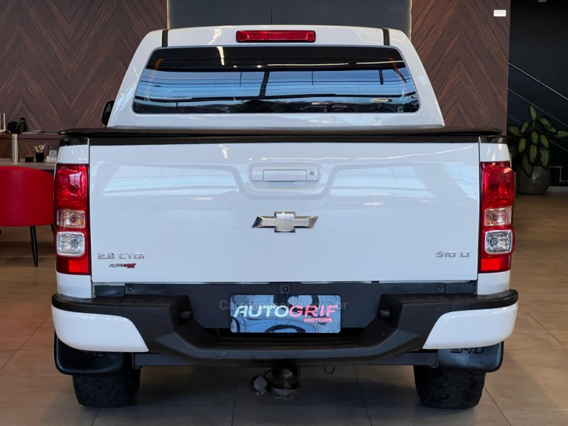 S10 2.8 LT 4X4 CD 16V TURBO DIESEL 4P MANUAL - 2014 - CAMPO BOM