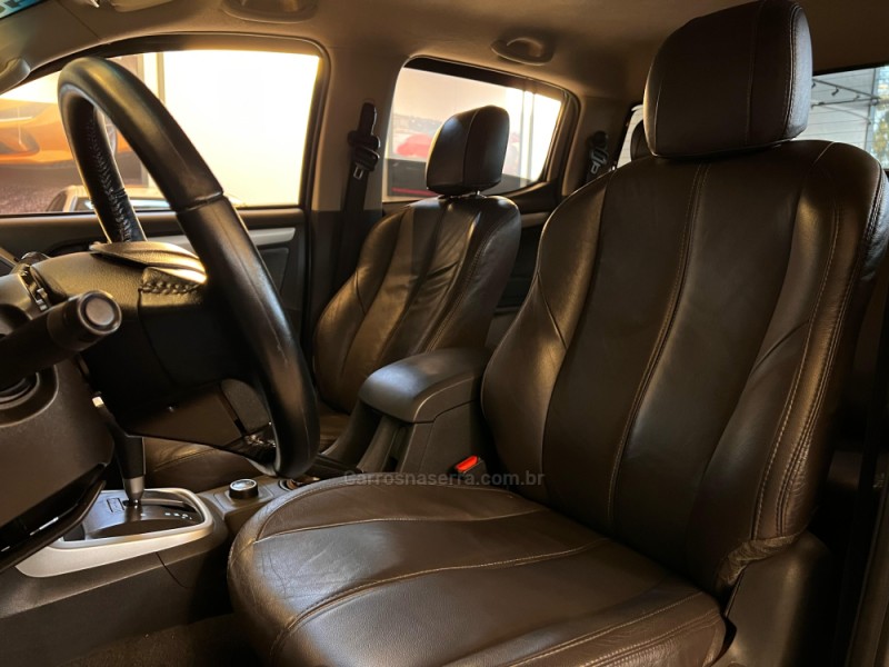 S10 2.8 LT 4X4 CD 16V TURBO DIESEL 4P MANUAL - 2014 - CAMPO BOM
