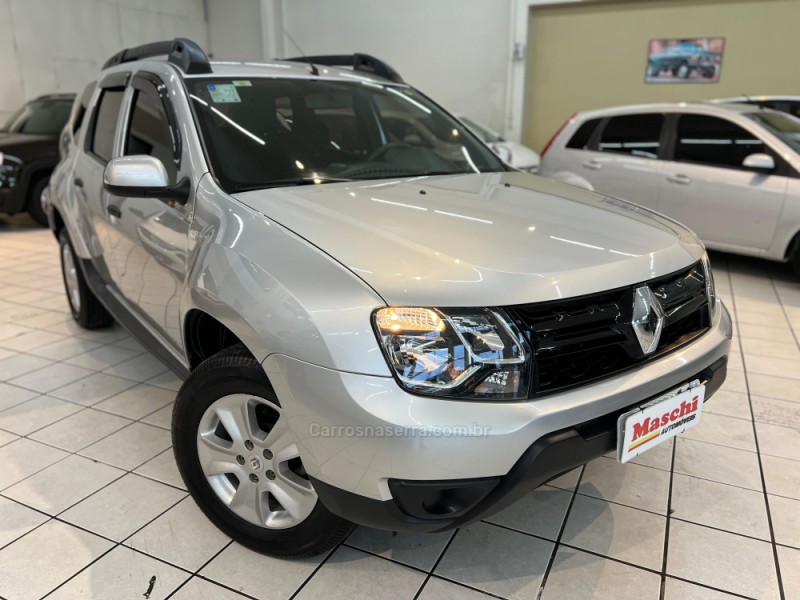 DUSTER 1.6 EXPRESSION 4X2 16V FLEX 4P MANUAL - 2017 - CAXIAS DO SUL