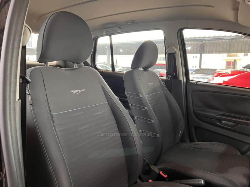 CROSSFOX 1.6 MI FLEX 8V 4P MANUAL - 2011 - BOM PRINCíPIO