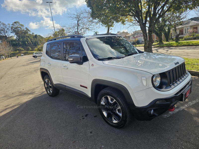 RENEGADE 2.0 16V TURBO DIESEL TRAILHAWK 4P 4X4 AUTOMÁTICO - 2016 - BENTO GONçALVES